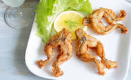 Fried Frog Legs | Traditional Frog Dish From New Orleans ...