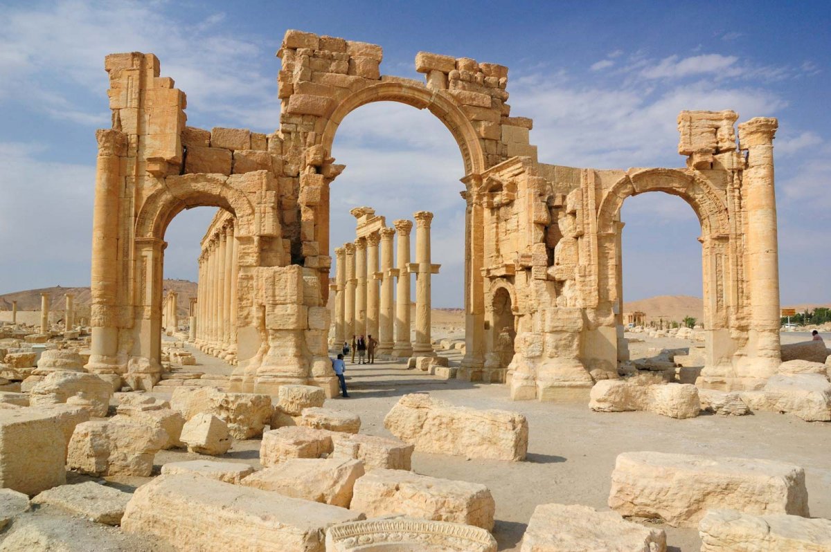 arch-Syria-Grand-Colonnade-Palmyra-ISIS.jpg