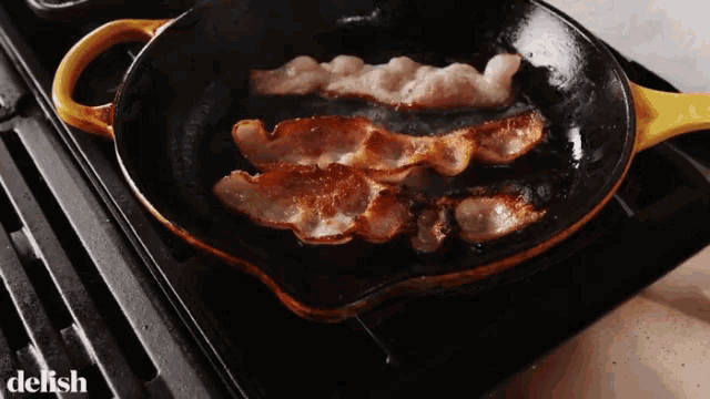 bacon-cooking.gif