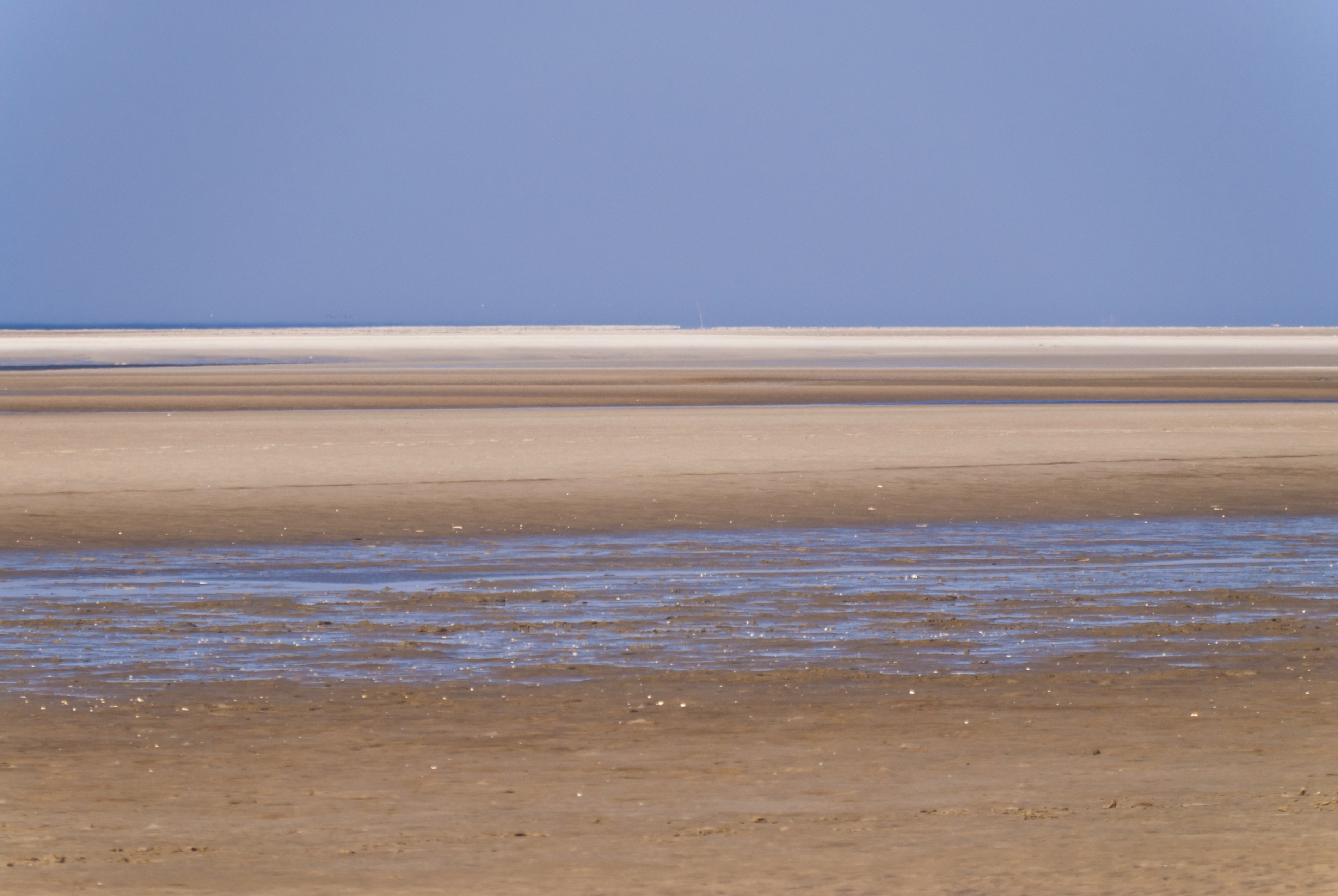 beach-of-st-peter-ording_f1Yr5Sq_.jpg