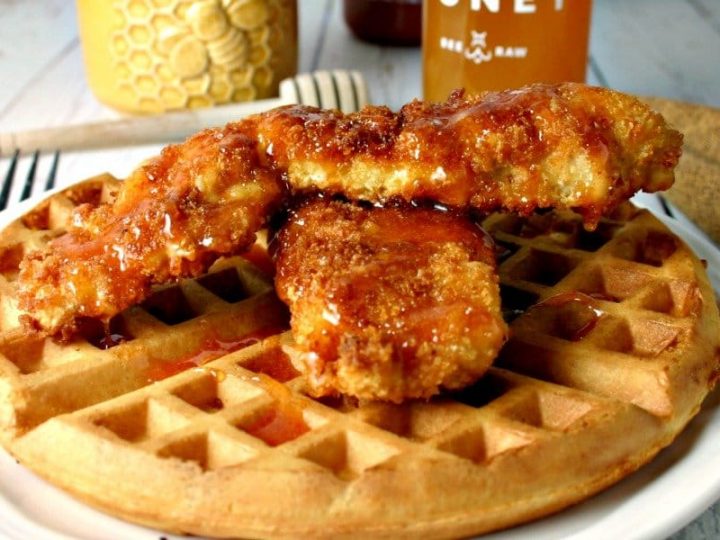 chicken-n-waffles-900x600-1-720x540.jpg