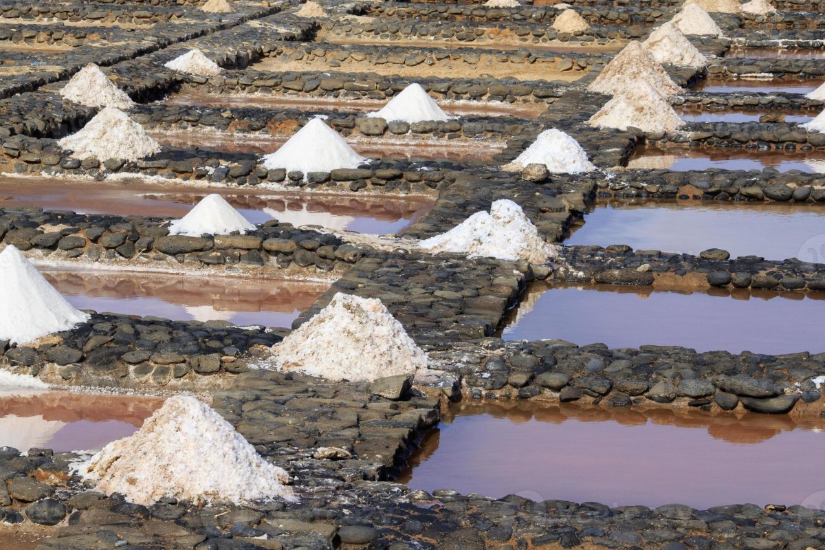 evaporation-ponds-for-sea-salt-production-photo.jpg