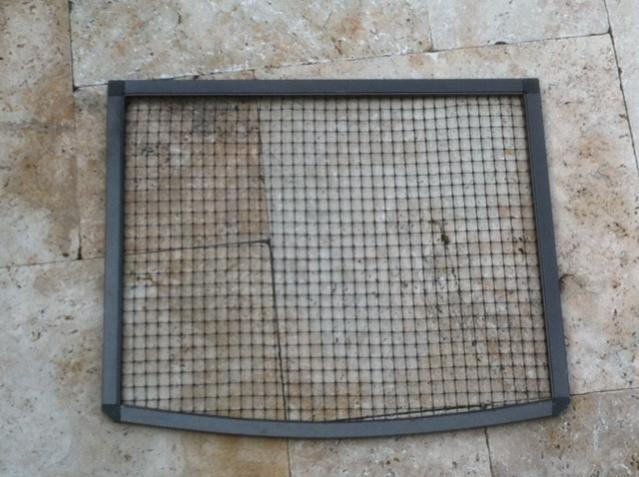 mesh cover for 29g biocube.jpg