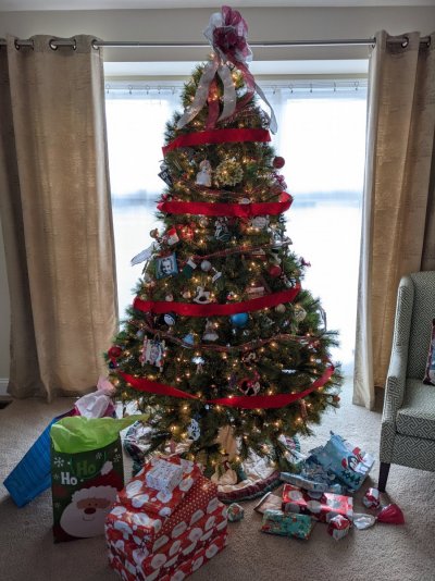 ChristmasTree.jpg