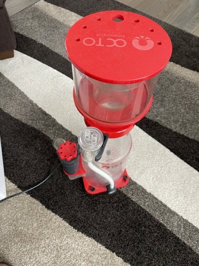 Reef Octo REGAL 150SSS Space Saver Skimmer + Aqua UV 8 Watt