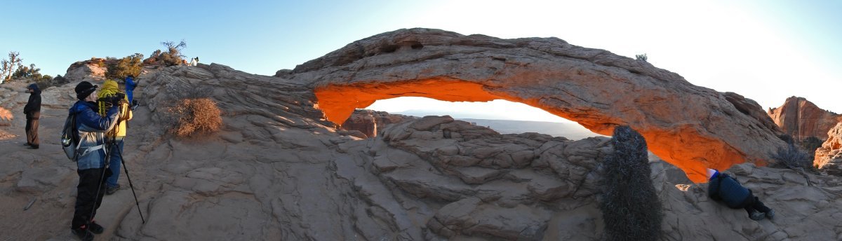 1 DSCN8049 Mesa Arch Panorama R1.jpg