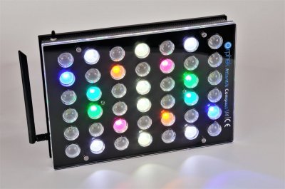 Orphek-Aquarium-LED-Lighting-Atlantik -Compact-V4-light -on -channel 1+4 .jpg