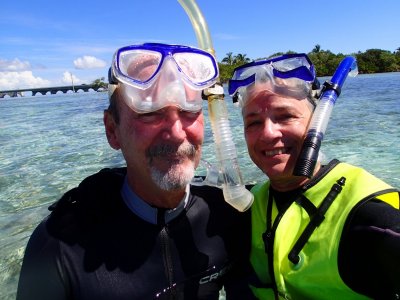 Ron and Elaine snorkeling.JPG