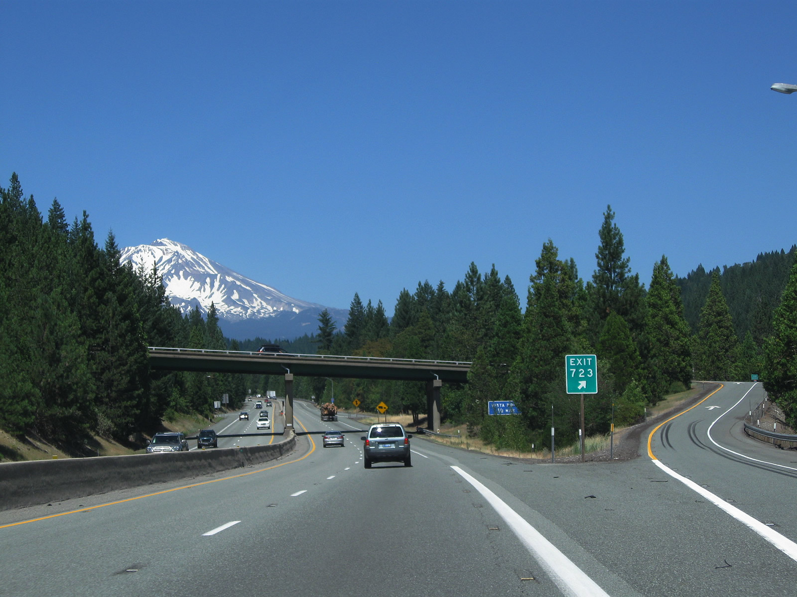 California @ AARoads - Northbound Interstate 5 in Shasta County